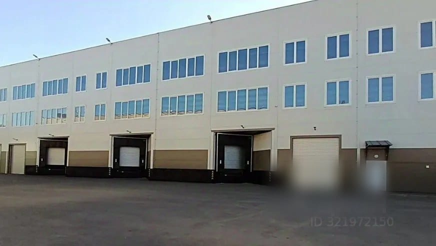 Сдается помещение свободного назначения, 2 500 – 5 400 м² — фото 1