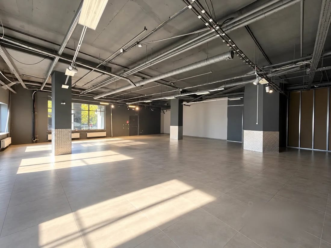 Сдается помещение свободного назначения, 183 м² — фото 1