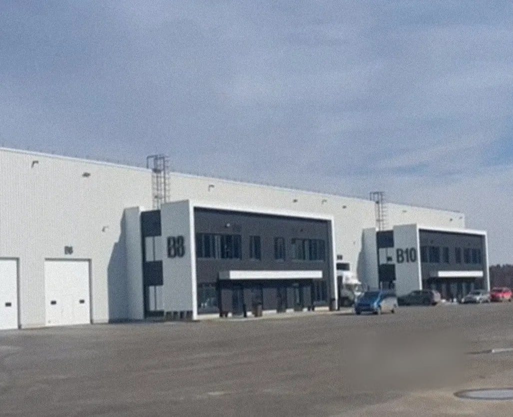 Сдается помещение свободного назначения, 1 420 м² — фото 1