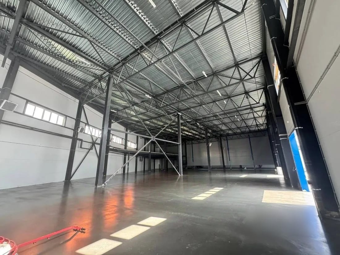 Сдается помещение свободного назначения, 2 940 м² — фото 1