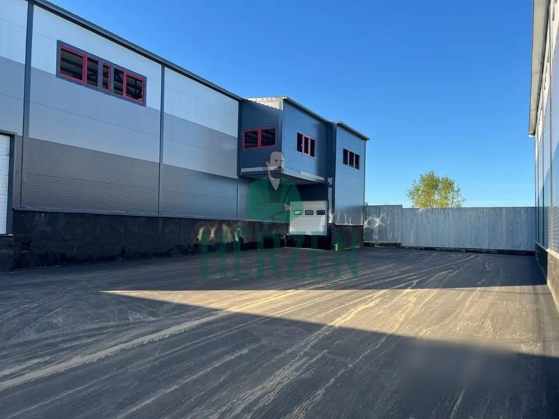 Сдается помещение свободного назначения, 1 420 м² — фото 1
