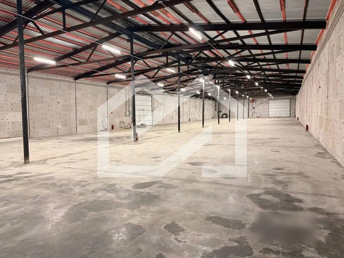 Сдается склад, 1 100 м² — фото 1