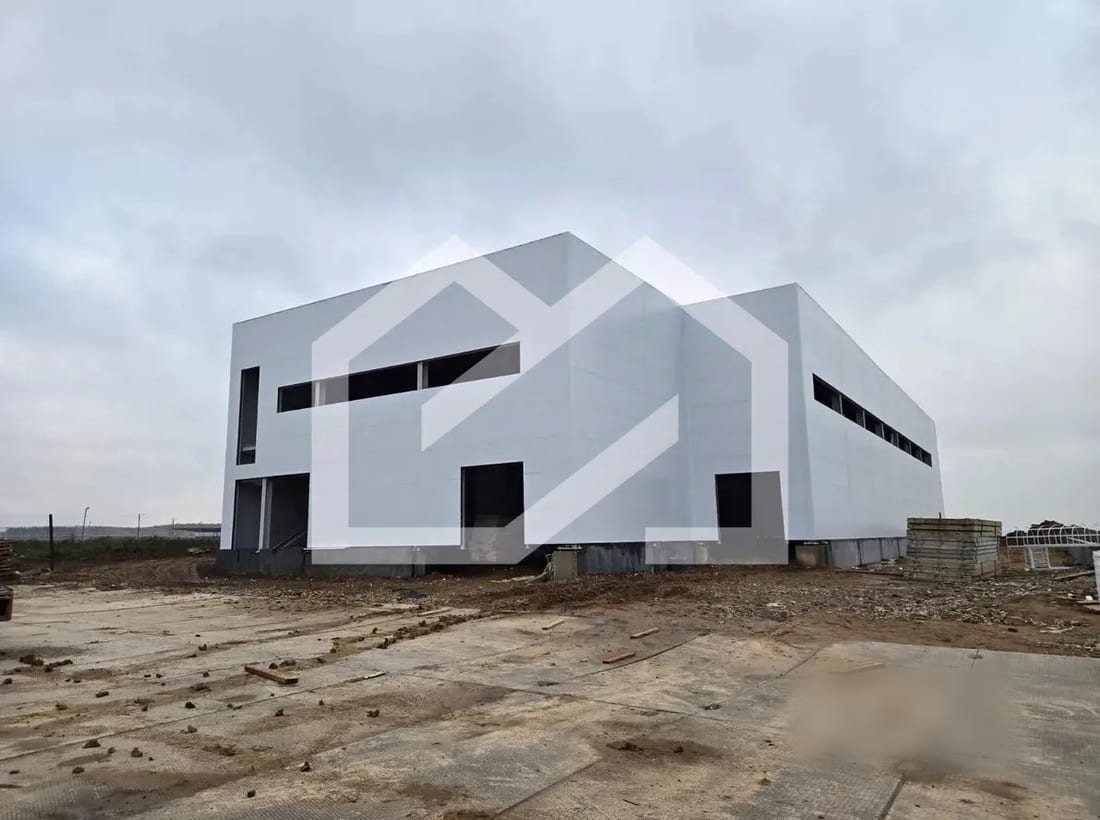 Сдается склад, 1 500 м² — фото 1