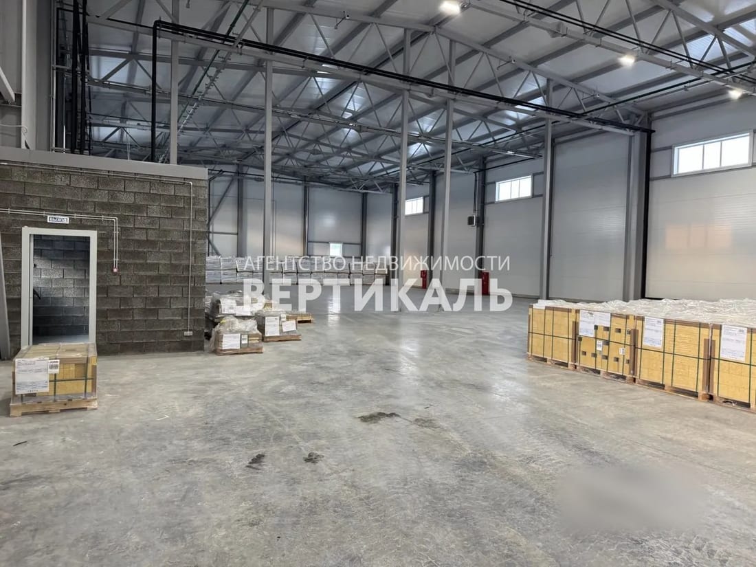Сдается склад, 1 500 м² — фото 1