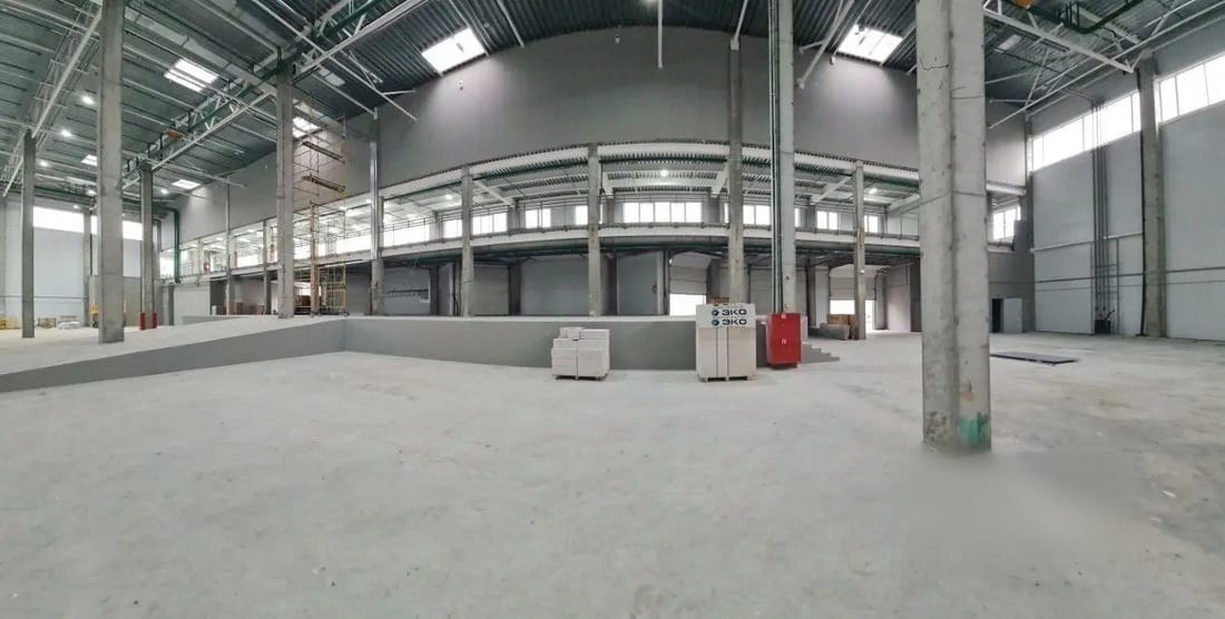 Сдается склад, 2 500 м² — фото 1