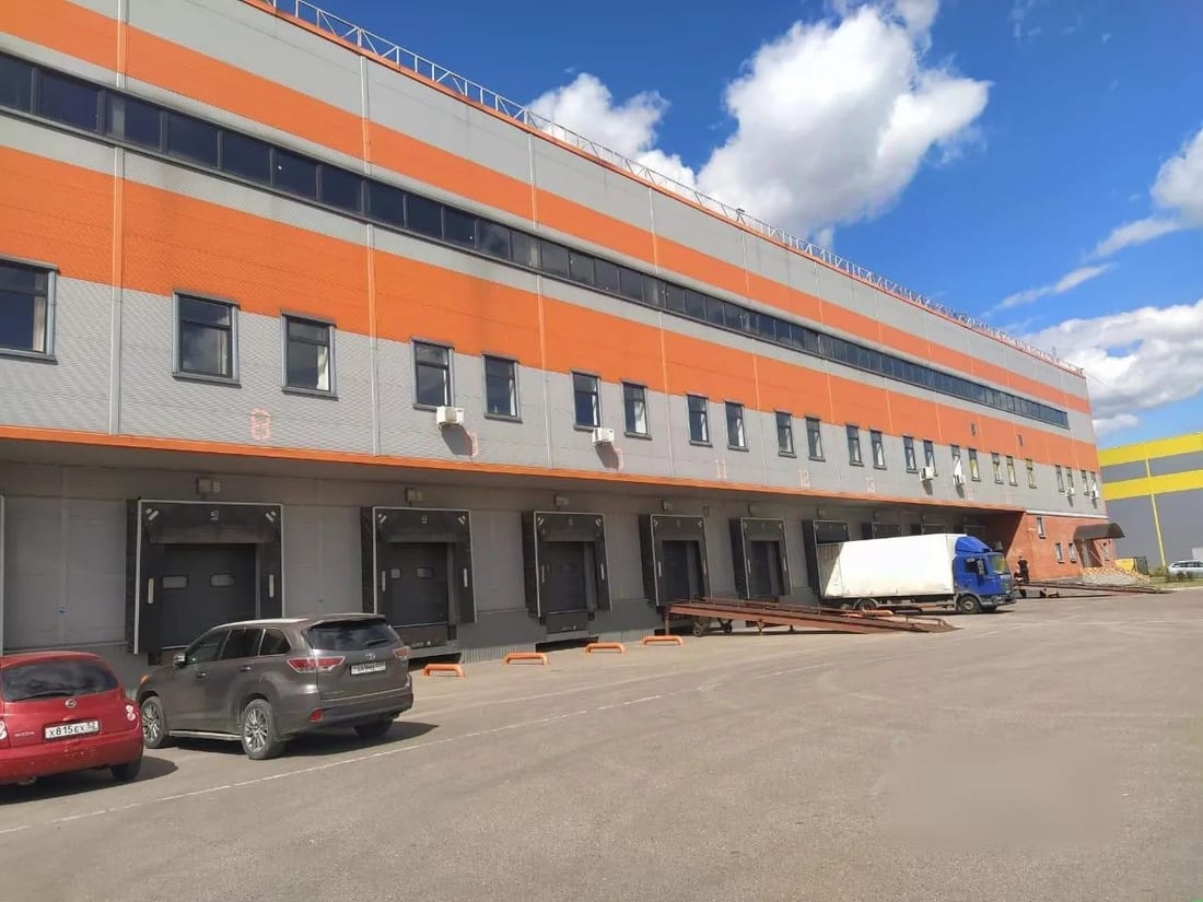 Сдается склад, 6 400 м² — фото 1