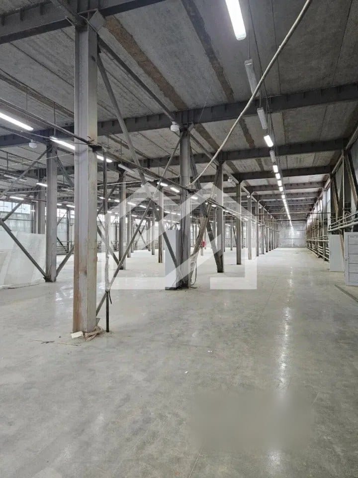 Сдается склад, 6 400 м² — фото 1