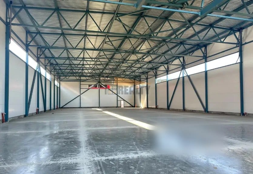 Сдается склад, 9 000 м² — фото 1