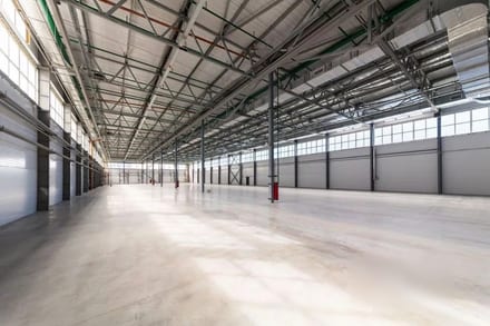 Сдается склад, 3 200 м²