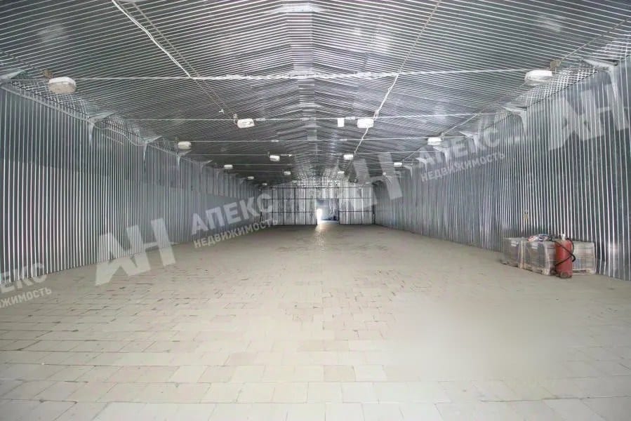 Сдается склад, 1 500 м² — фото 1