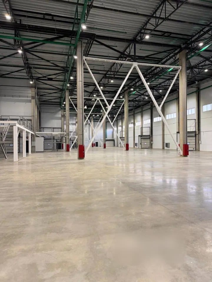 Сдается склад, 7 000 м² — фото 1
