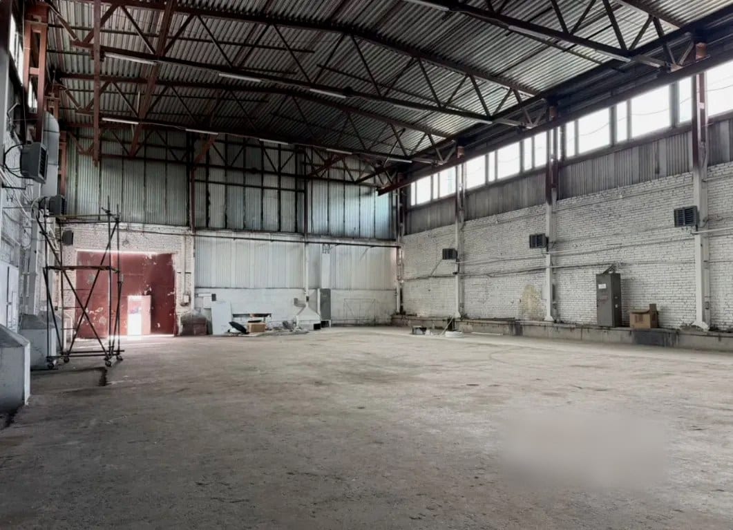 Сдается склад, 1 500 м² — фото 1