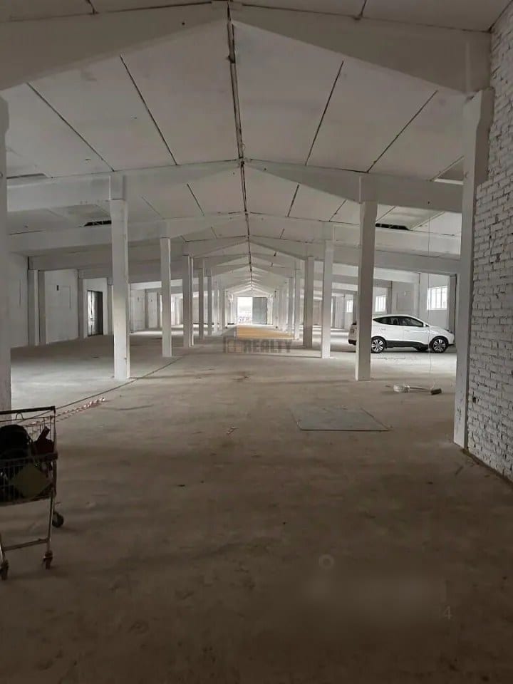 Сдается склад, 1 800 м² — фото 1