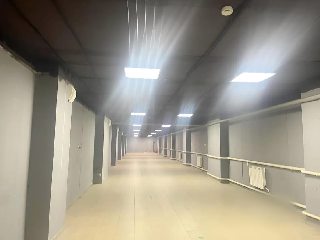 Сдается помещение свободного назначения, 401 м² — фото 1