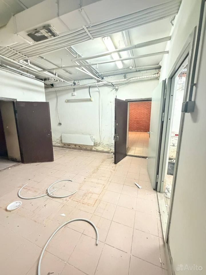 Свободного назначения, 180 м² — фото 1