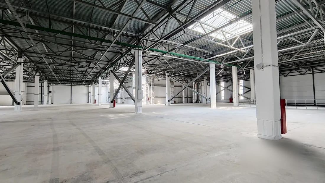 Сдается склад, 6 000 м² — фото 1