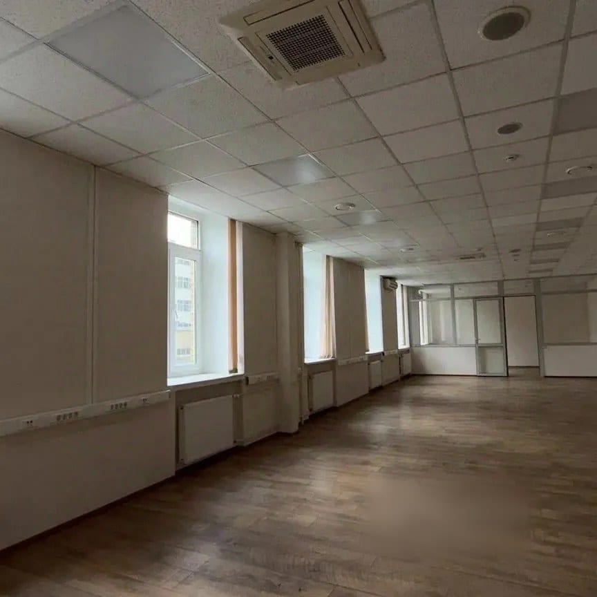 Сдается склад, 1 800 м² — фото 1