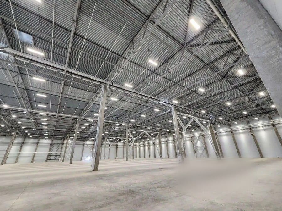 Сдается склад, 8 000 м² — фото 1