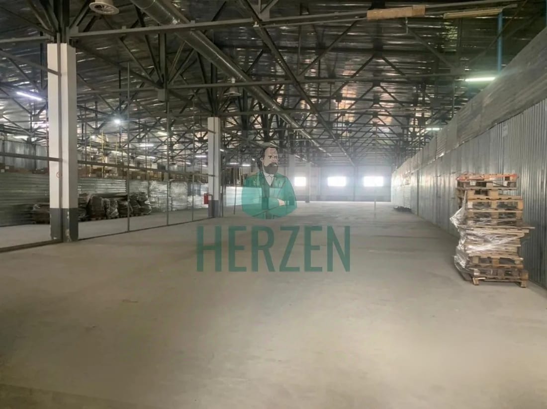 Сдается помещение свободного назначения, 1 300 м² — фото 1