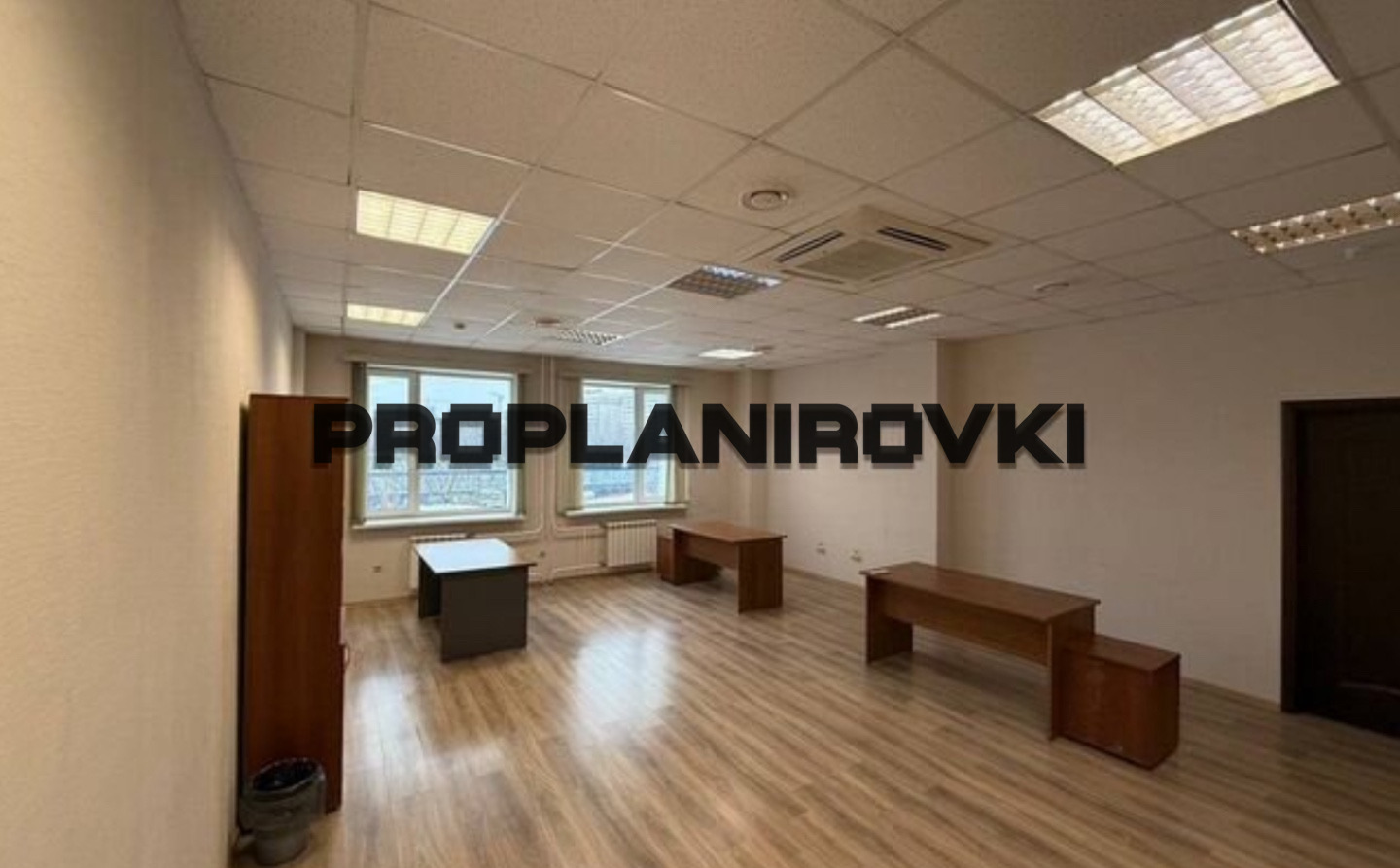 Арт. 131932807  
ЛОТ 3612-8. БЕЗ КОМИССИИ! ПРЕДЛОЖЕНИЕ ОТ СОБСТВЕННИКА! Предлагается в аренду помещение свободного назначения для офиса или некоторых видов услуг.  
 
Приятная светлая отделка, установлена система кондиционирования. Здание без лифта. Электричество оплачивается по счётчику.  
 
УСНО. 