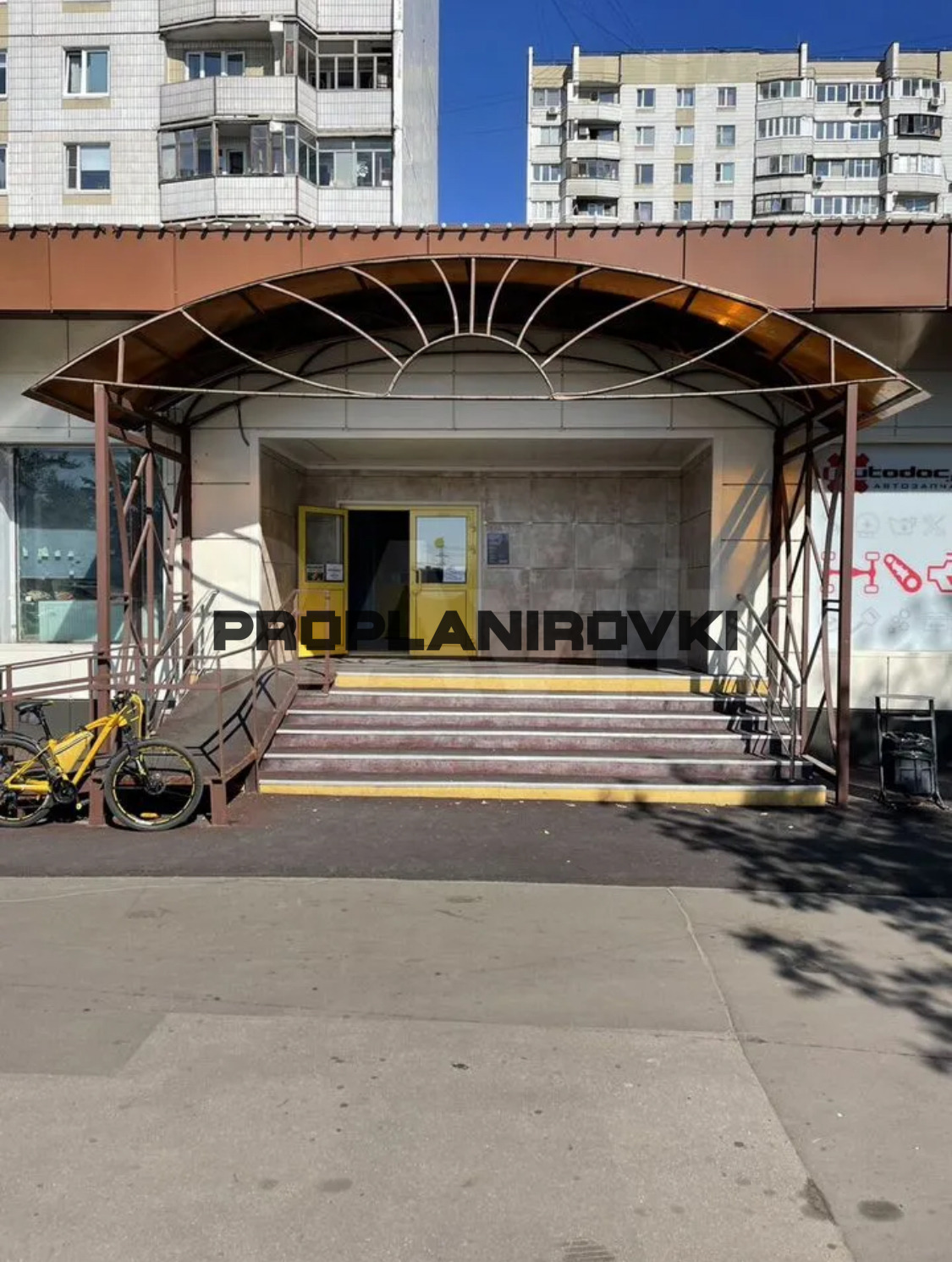 ЛОТ 3205-1. БЕЗ КОМИССИИ! ПРЕДЛОЖЕНИЕ ОТ СОБСТВЕННИКА! Предлагается в аренду помещение свободного назначения по соседству с магазином Дикси.

Бесплатное размещение вывески, рассматриваются различные виды бизнеса, предоставляются арендные каникулы.

Прямой договор. Звоните прямо сейчас!