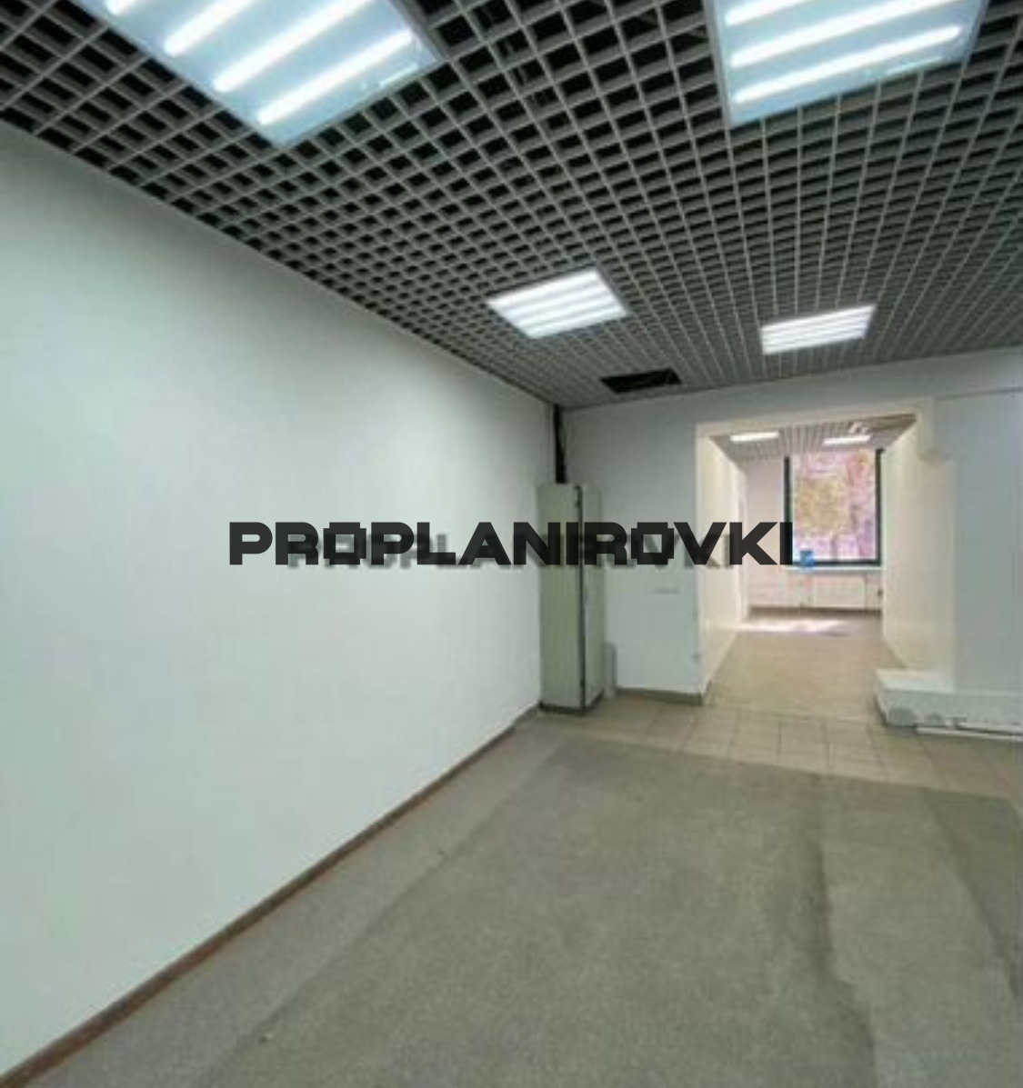 ЛОТ 3132-1. БЕЗ КОМИССИИ! ПРЕДЛОЖЕНИЕ ОТ СОБСТВЕННИКА! Предлагается в аренду площадь свободного назначения в жилом доме.

Первая линия, возможна установка вывески, на хороший пешеходный трафик. Входы с улицы и со двора. Общий вход с Озоном и шоурумом одежды. Залог - 1мес.

Звоните прямо сейчас!