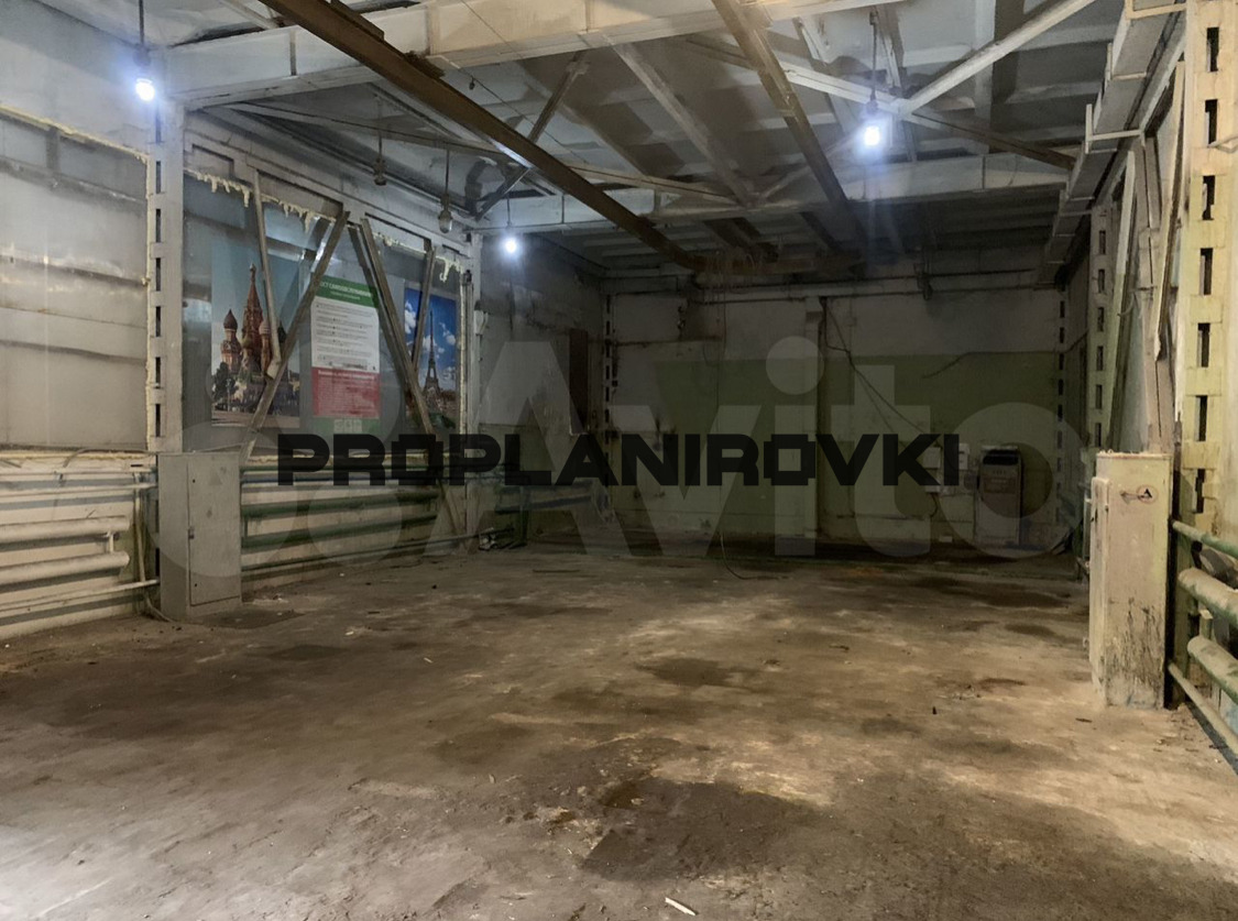 ЛОТ 3221. БЕЗ КОМИССИИ! ПРЕДЛОЖЕНИЕ ОТ СОБСТВЕННИКА! Сдается в аренду теплый склад. 

Первый этаж - 232м, подвал - 70м. Охраняемая территория с КПП. Рассматриваются: склад, производство, фулфилмент, мастерская. Высота потолков - 6 метров. Залог - 2 мес.

Прямая аренда. Звоните прямо сейчас!

