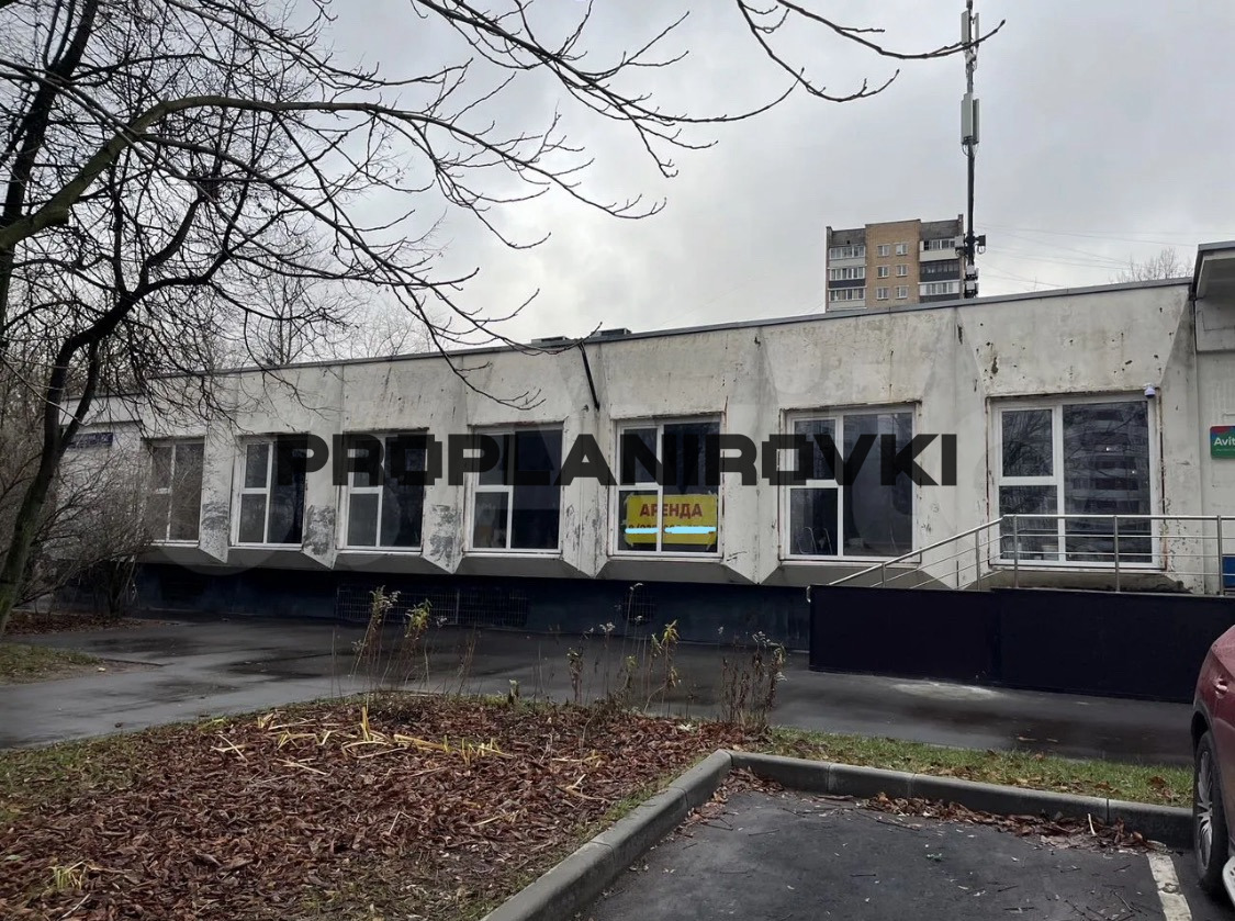 ЛОТ 3231. БЕЗ КОМИССИИ! ПРЕДЛОЖЕНИЕ ОТ СОБСТВЕННИКА! Предлагается в аренду площадь свободного назначения на первом этаже.

Хороший пешеходный трафик, первая линия.
Санузел и мокрая точка. Место для вывески. Рядом паркинг. Рассматриваются: парикмахерская, бьюти услуги, офис, шоурум, учебные класс и д