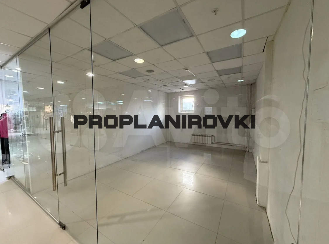 ЛОТ 3205-4. БЕЗ КОМИССИИ! ПРЕДЛОЖЕНИЕ ОТ СОБСТВЕННИКА! Сдается в аренду площадь с мокрой точкой в ТЦ на втором этаже.  

Помещение отлично подходит для торговли, кафе, бытовых услуг, бьюти процедур и другого. Высокая проходимость благодаря соседству с «Бургер Кингом» и «WildBerries». Помещение имеет