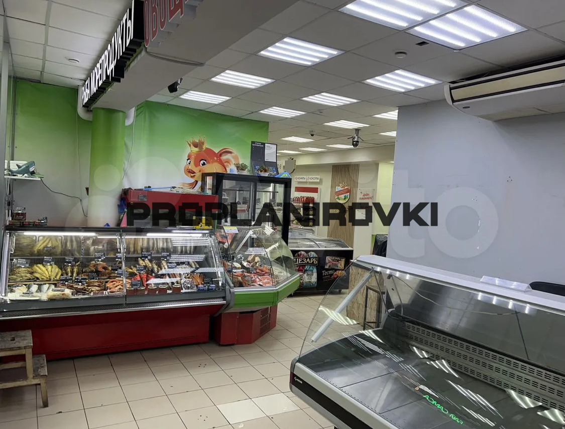 ЛОТ 3241. БЕЗ КОМИССИИ! ПРЕДЛОЖЕНИЕ ОТ СОБСТВЕННИКА! Сдаются в аренду торговое помещение на первой линии рядом со станцией метро Кантемировская.

Высокий автомобильный и пешеходный трафик, множество жилых домов. Выгодное соседство с другими отделами гастромаркета. Рассматриваются: кулинария, табак, 