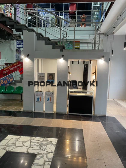 Офис от собственника  на охраняемой территории парка ВДНХ. Третий этаж торгового центра 185  м2 или 370 м2. Возможен отдельный вход с улицы. Оплата 1 900 руб м2 в месяц.  

Сдаём в аренду современный офис Идеальное место для компаний, которые ценят престиж, транспортную доступность и комфорт.

Почем