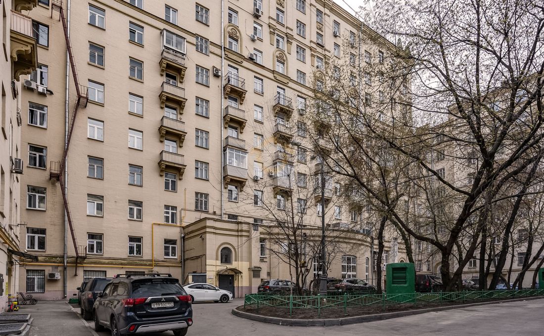 Большая Пироговская 53-55