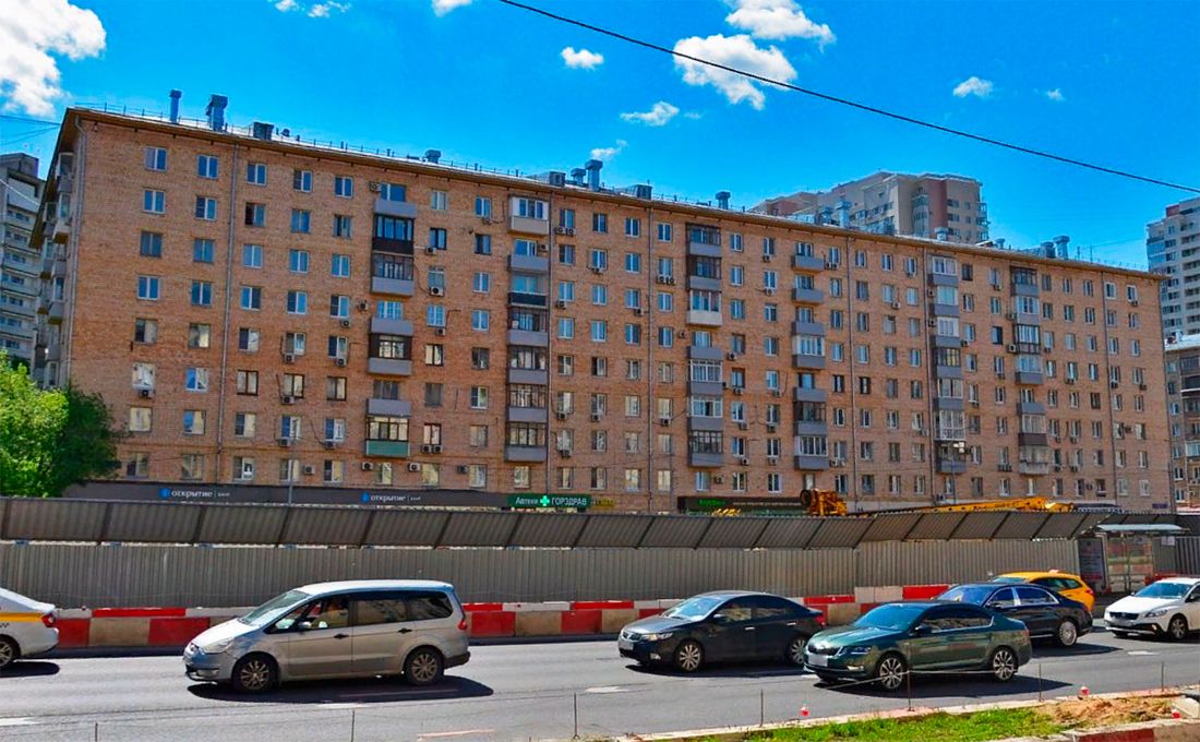 Ленинский 79