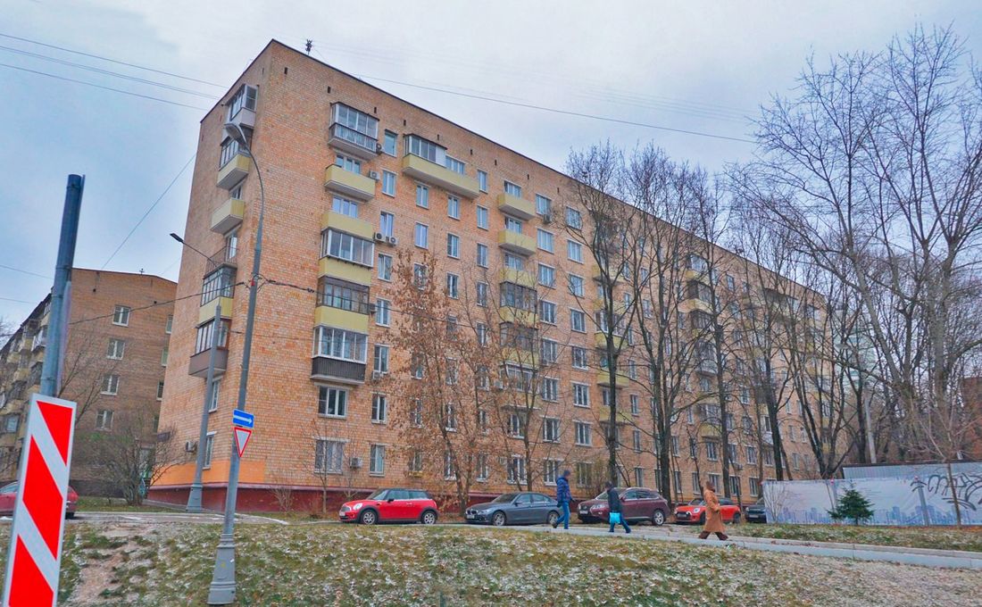 Ломоносовский проспект 35