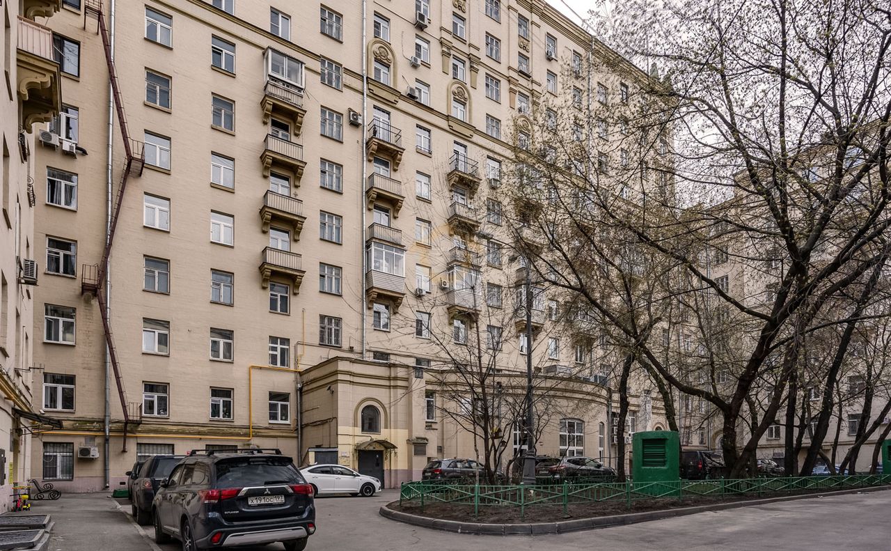 Большая Пироговская 53-55
